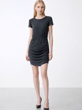 Nik & Nash Stretchy Black Dress Rushed Sides Women's Size Large Short Sleeve